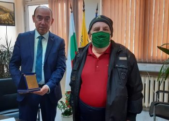 Ето я първата столетница за 2021