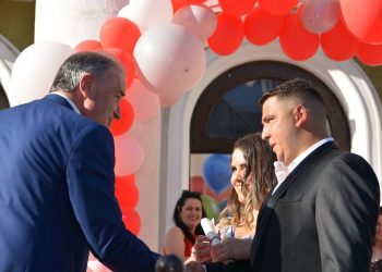 Кметът изпрати абитуриентите от Св. Димитрий Солунски